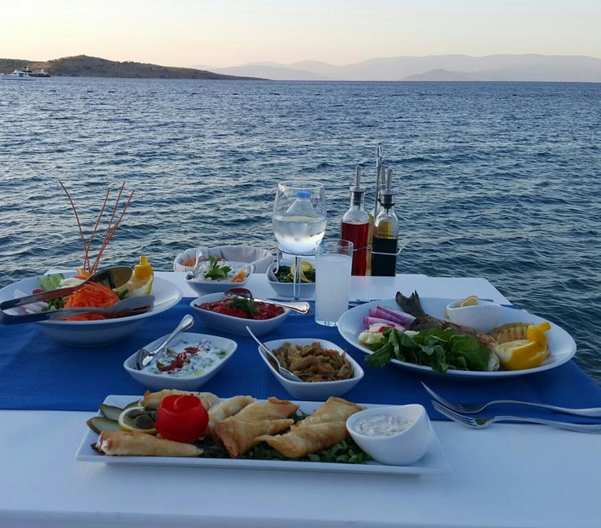 Fiko Hotel Golturkbuku Bagian luar foto