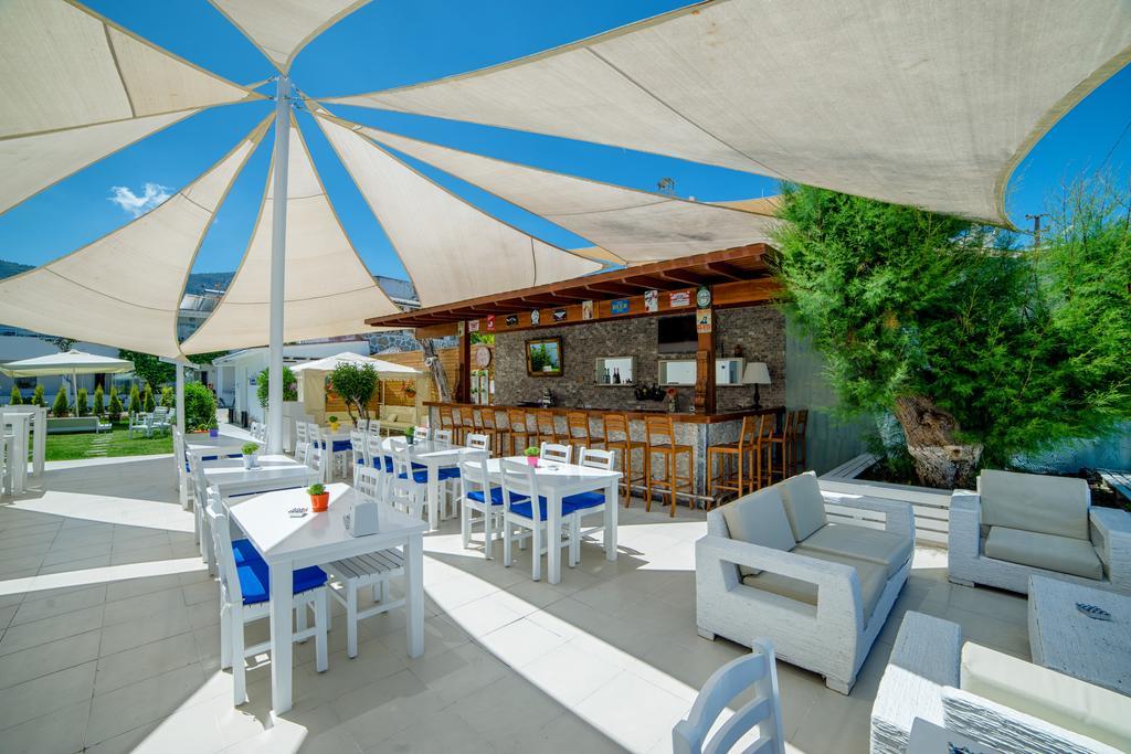 Fiko Hotel Golturkbuku Bagian luar foto