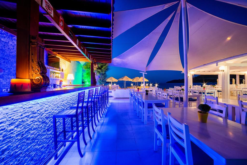 Fiko Hotel Golturkbuku Bagian luar foto