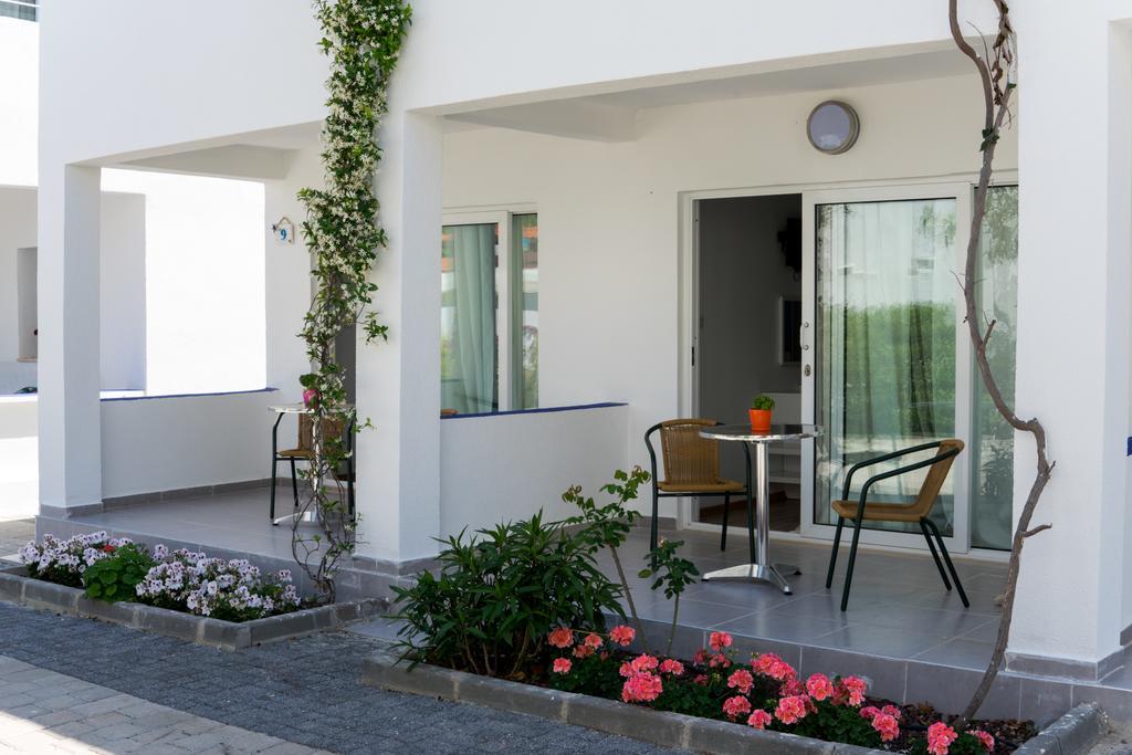 Fiko Hotel Golturkbuku Bagian luar foto