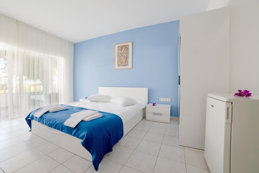 Fiko Hotel Golturkbuku Bagian luar foto
