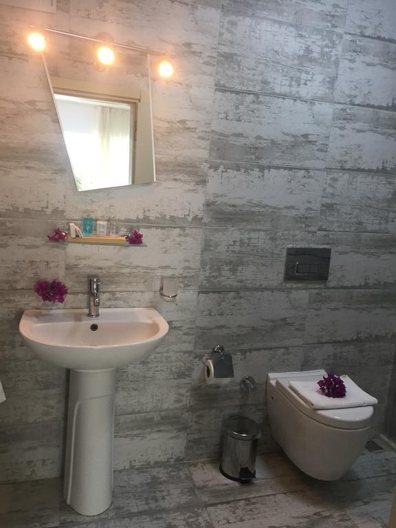 Fiko Hotel Golturkbuku Bagian luar foto